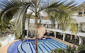 Hotel Cacique Guaicani